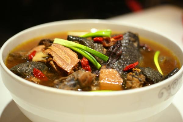 烏雞燉什么下奶?