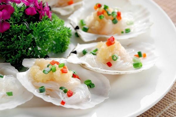 蒜蓉粉絲蒸扇貝的做法