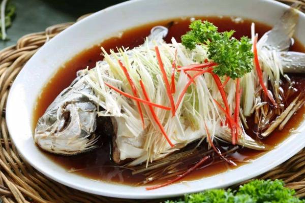 白鰱和花鰱哪個好吃一些?