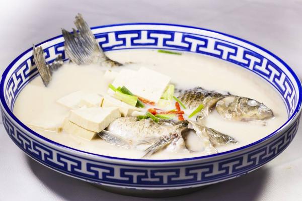 鯽魚湯的家常做法大全