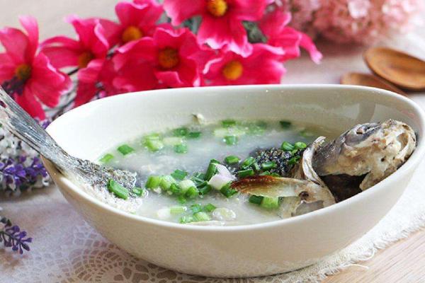 鯽魚湯的家常做法大全