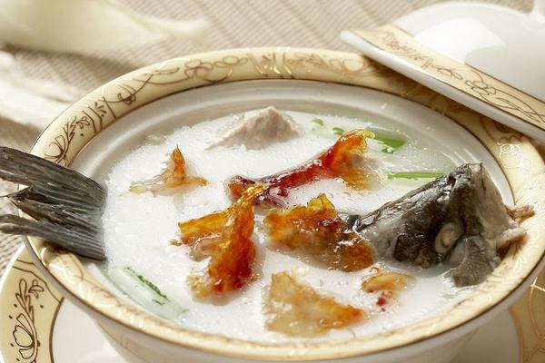 鯽魚湯的家常做法大全