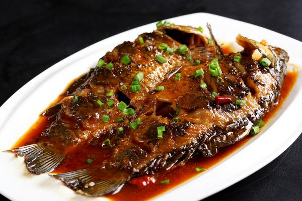 鯽魚是發(fā)物嗎?