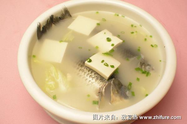 鯽魚豆腐湯豐胸嗎？