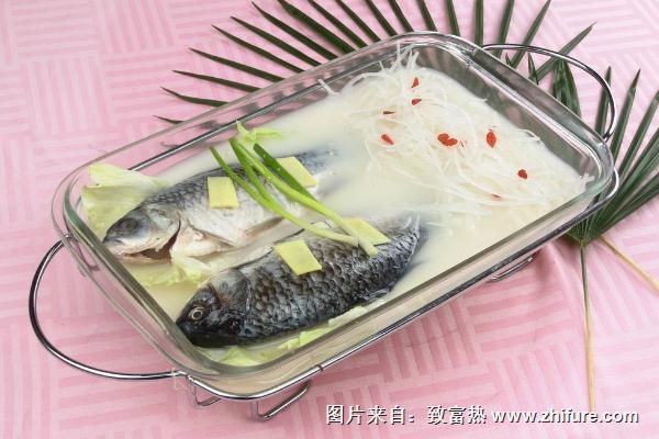 孕婦鯽魚湯的家常做法