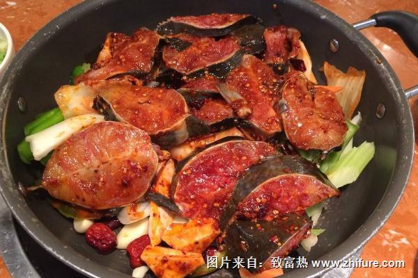 鯰魚不能和什么一起吃？