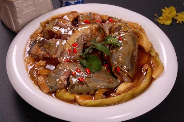 鯰魚燉茄子怎么做？