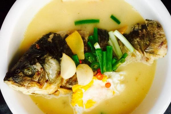 鯽魚絲瓜湯的做法及功效與作用