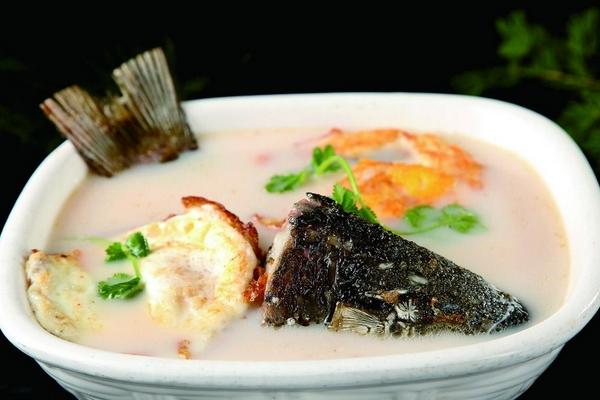 鯽魚絲瓜湯的做法及功效與作用