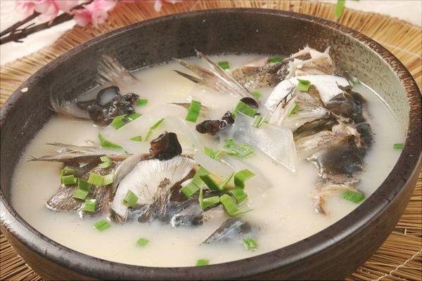 花鰱魚頭怎么做好吃