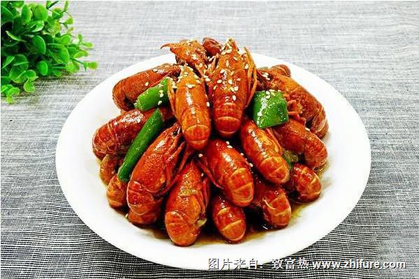 十三香龍蝦怎么做？