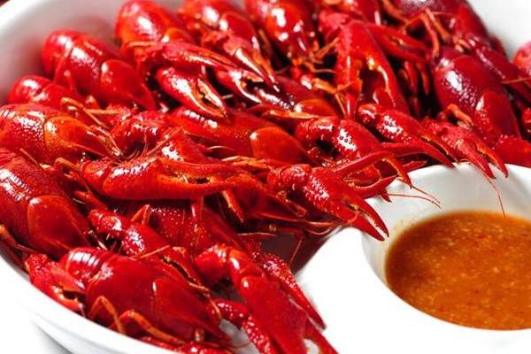 小龍蝦是海鮮嗎?