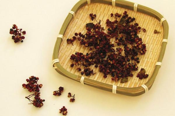 花椒吃多了有什么害處？