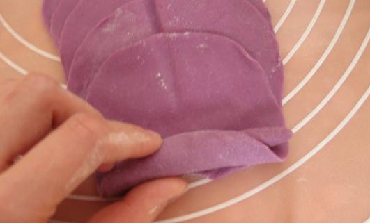 紫薯玫瑰花饅頭的做法