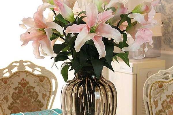 香水百合花語是什么