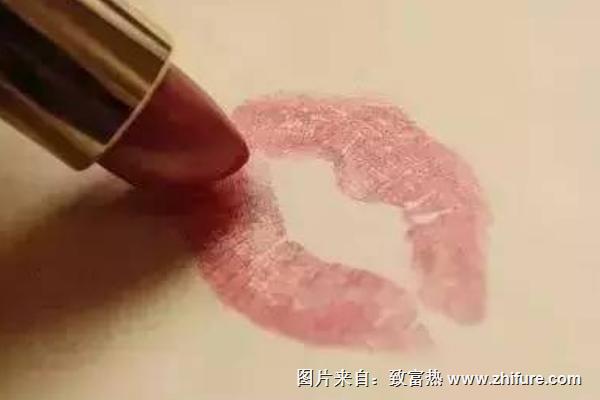 脖子上種草莓的危害是什么