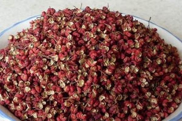 花椒泡酒的功效與作用及禁忌