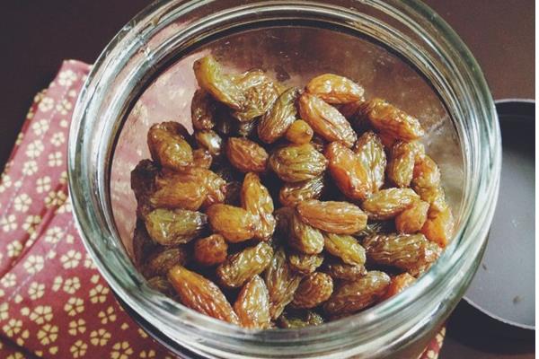 葡萄干泡醋的功效與作用及禁忌