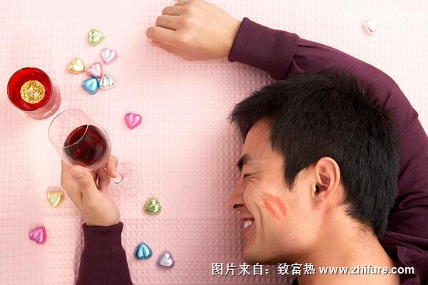 網友常說的種草莓是什么意思