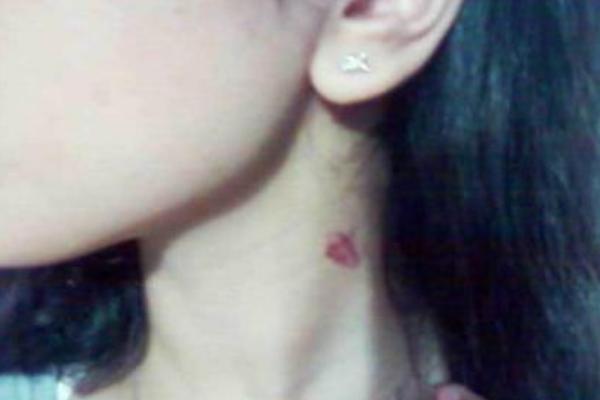 網友常說的種草莓是什么意思