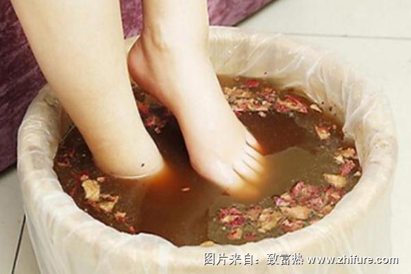 花椒水泡腳的功效與作用及禁忌