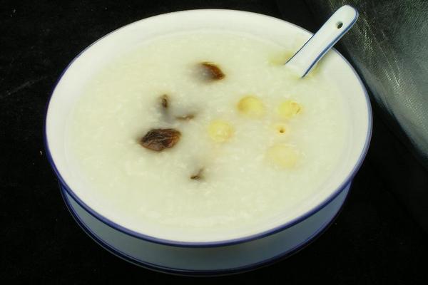 桂圓粥的功效與作用
