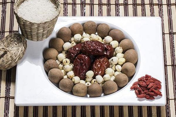 桂圓粥的功效與作用