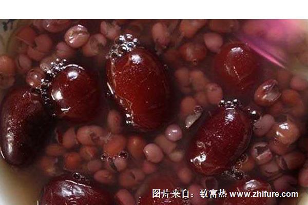 花生紅棗黃豆豐胸湯做法及功效作用