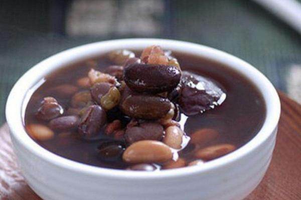 花生紅棗湯的做法大全