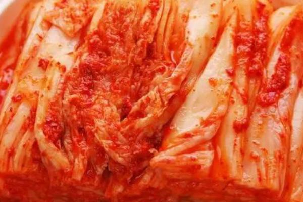 自己在家怎么做辣白菜 韓國(guó)辣白菜最簡(jiǎn)單的做法