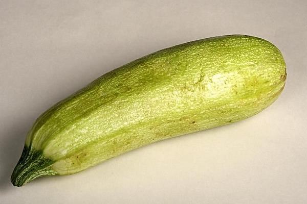 西葫蘆凍了還能吃嗎 西葫蘆能放冰箱保存嗎