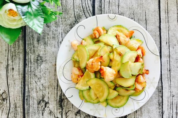 西葫蘆炒蝦仁的做法