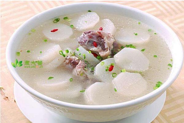 蘿卜湯簡單做法 蘿卜湯功效與作用