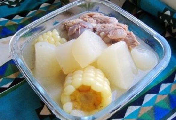 蘿卜湯簡單做法 蘿卜湯功效與作用