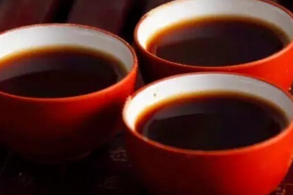 生姜紅糖水的功效與作用 生姜紅糖水的做法