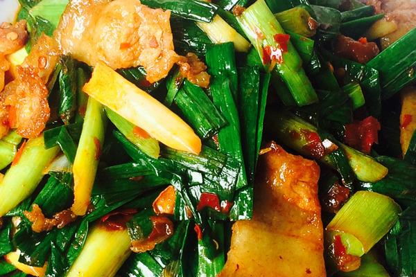 蒜苗回鍋肉的做法大全 家常蒜苗回鍋肉怎么做
