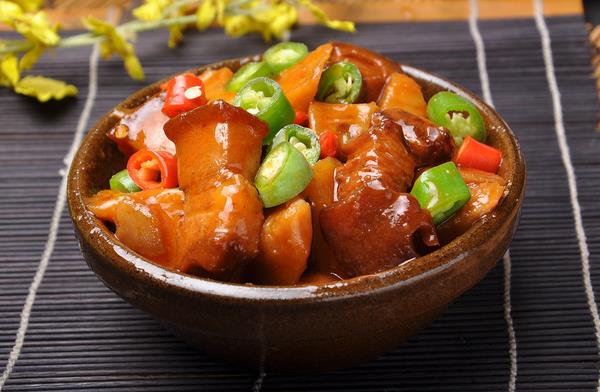 土豆紅燒肉的做法大全 家常土豆紅燒肉怎么做