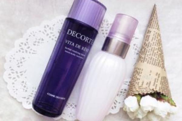 紫蘇水怎么用 黛珂紫蘇水適合多少歲用