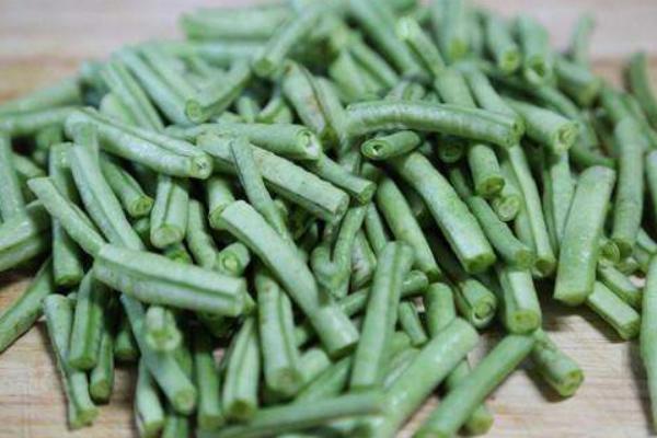 豇豆和豆角的區別是什么 豇豆就是豆角嗎