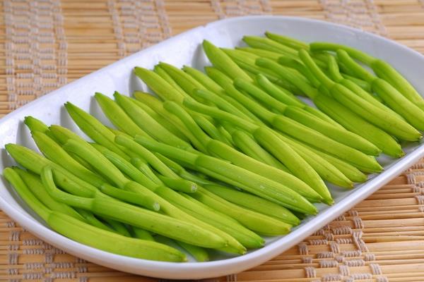 黃花菜有毒嗎 黃花菜的副作用是什么