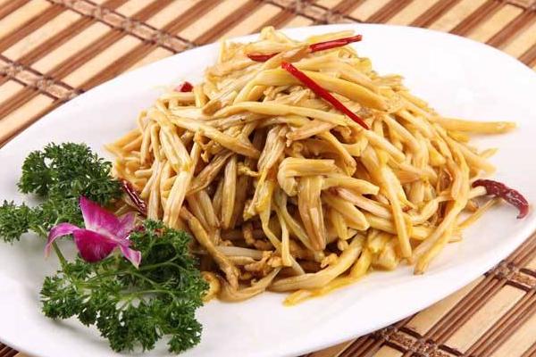 干黃花菜怎么吃 干黃花菜的做法大全