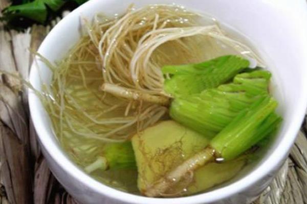 香菜根煮水的功效與作用 香菜根煮水的副作用