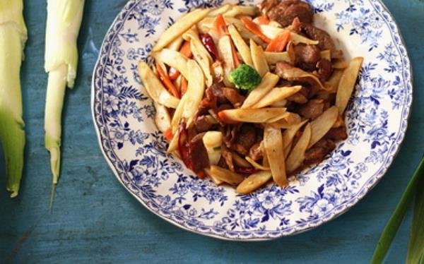 茭白炒肉的做法大全