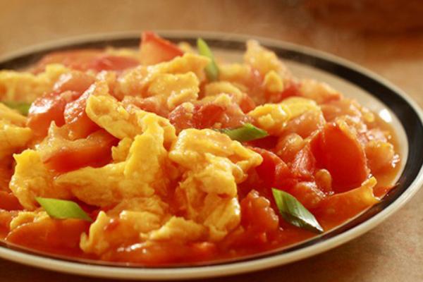 晚上吃番茄炒蛋會胖嗎