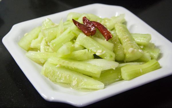 晚上吃黃瓜好嗎 黃瓜食用禁忌