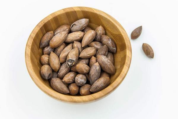 香榧是什么東西 香榧好吃嗎 香榧子產地在哪里