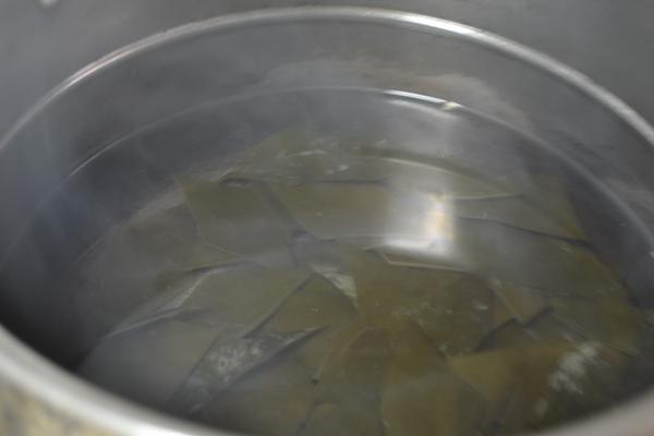 醋泡海帶是生海帶還是熟海帶 海帶如何去腥味