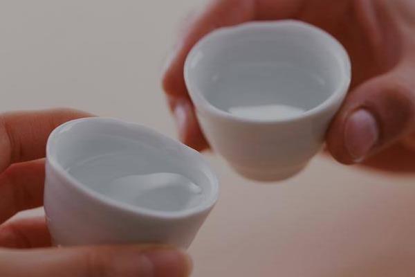 白酒的釀制方法 白酒42度好還是52度好