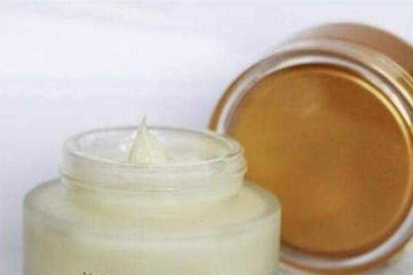 鴯鹋油的功效與作用及禁忌 鴯鹋油市場價格多少錢一斤