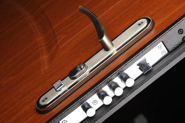 農村木門如何防盜